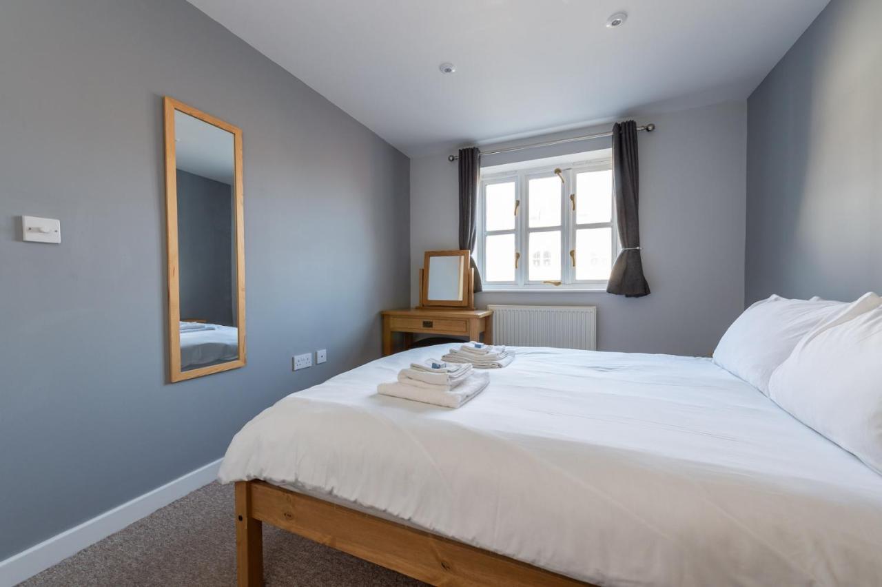 Glastonbury Town Apartment Eksteriør bilde